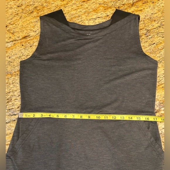 Columbia Charcoal Gray Omni Wick Sleeveless Outdoor Dress Size Medium - Picture 7 of 8